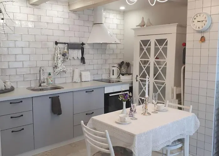Maison Romantique