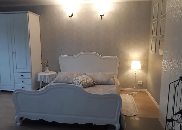 Maison Romantique